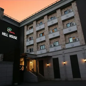 호텔 힐하우스 ***