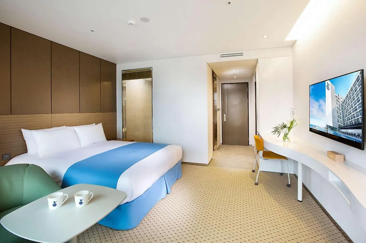 Hotel Whistlelark Jeju